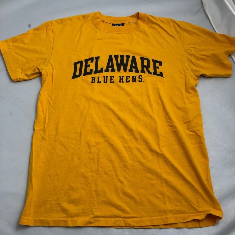 University of Delaware Blue Hens yellow and blue short sleeve t-shirt
